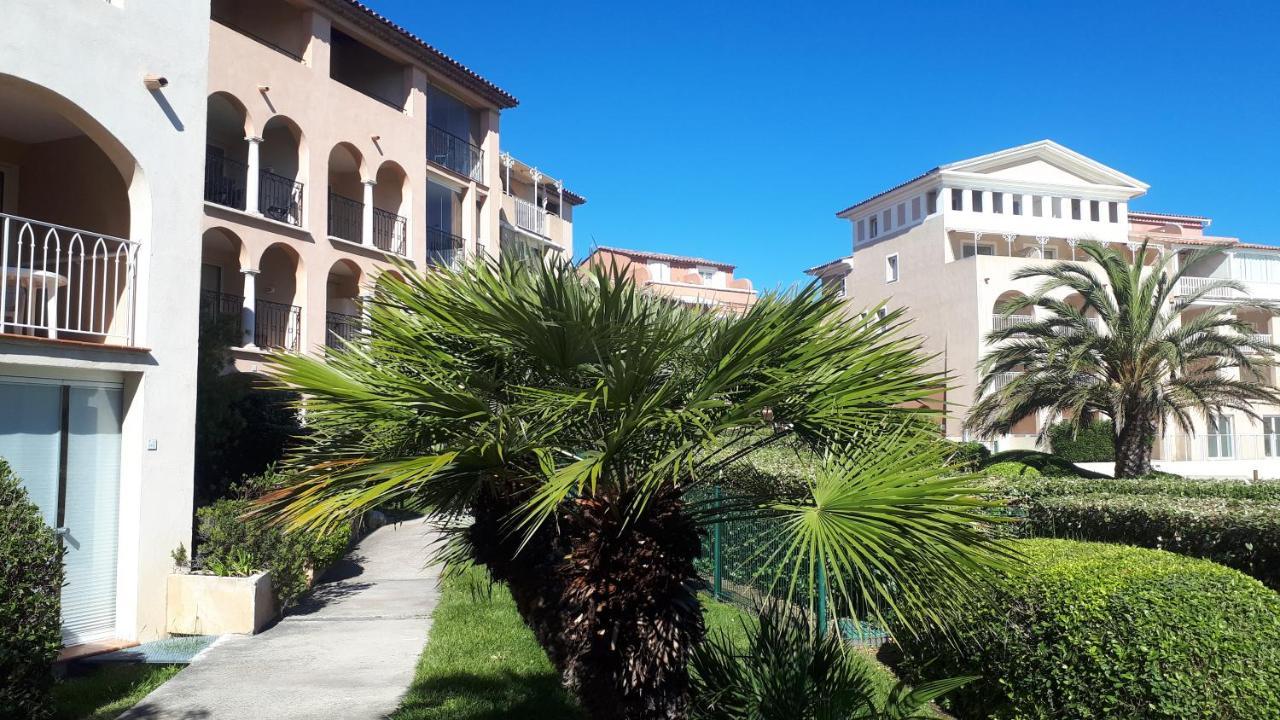 Magnifique Rez De Jardin & Piscine & Bord De Mer Apartment Six-Fours-les-Plages Luaran gambar